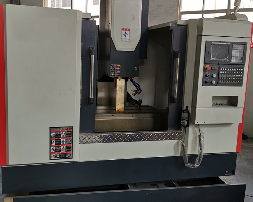 HT-650立式加工中心.jpg